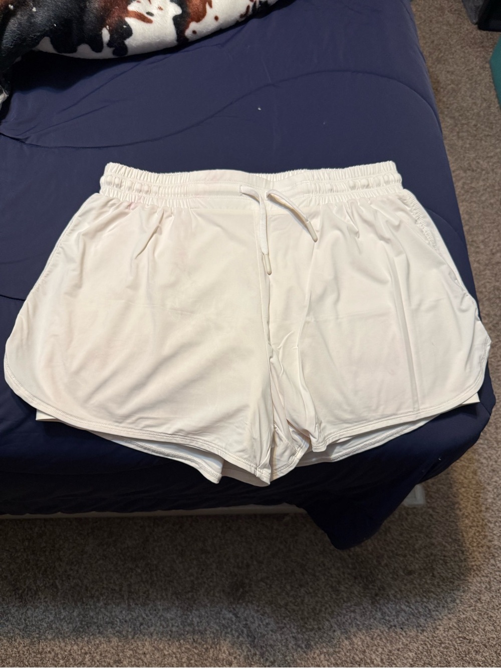Zyia Women’s White Progress Shorts